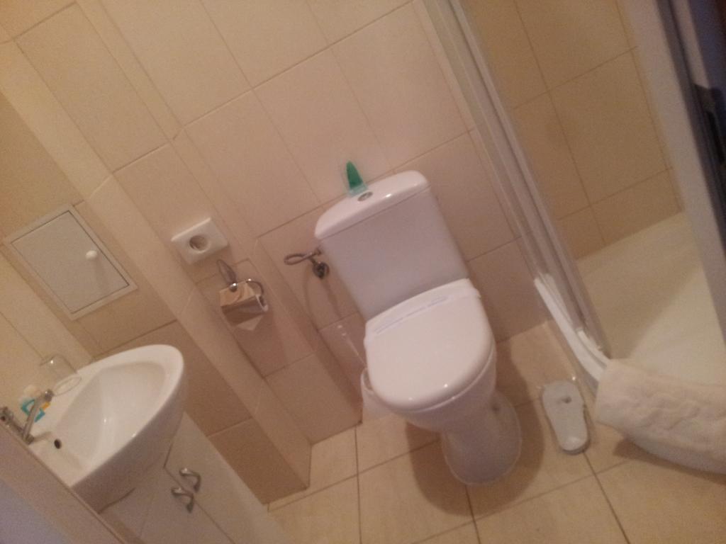 Hotel Grochowski Лукув Экстерьер фото